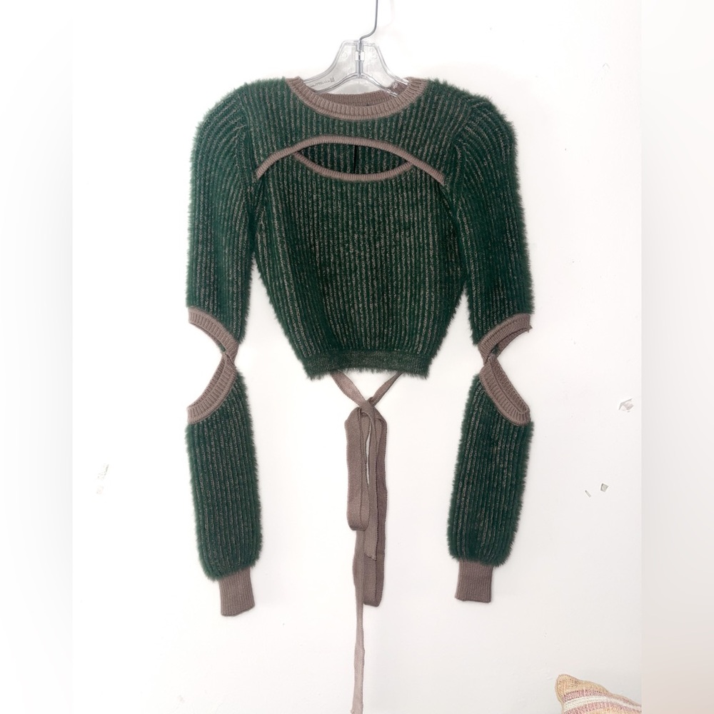 Dollskill Poster Girl Cutout sweater